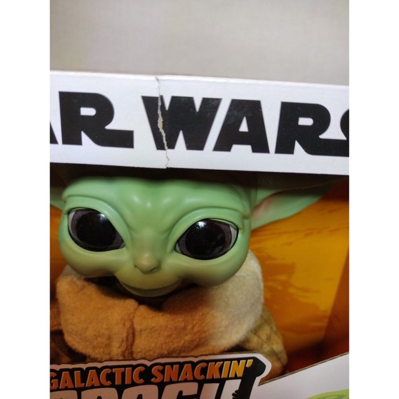 New in Box! Star Wars The Mandalorian Galactic Snackin Grogu Animatronic - Picture 6 of 6